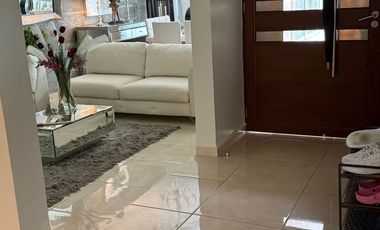 En VENTA Casa Residencial en el Fracc. Floresta