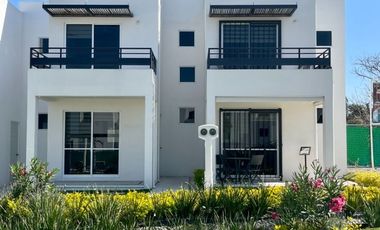 Tu casa en venta con áreas verdes, ciclo pista y asadores ¡Ideal para el descanso y la inversión!