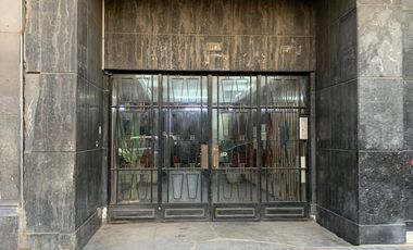 OCASION !! ALQUILER AMPLIA OFICINA EN EL CORAZON DEL CENTRO DE LIMA