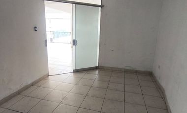 OCASION !! ALQUILER AMPLIA OFICINA EN EL CORAZON DEL CENTRO DE LIMA