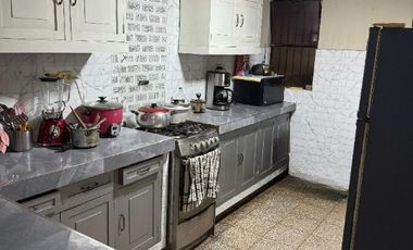 Venta Casa En Zona Comercial de Ventanilla