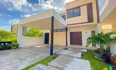Casa en venta en privada al norte de Mérida