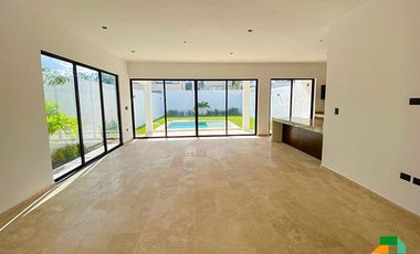 Casa en venta en privada al norte de Mérida