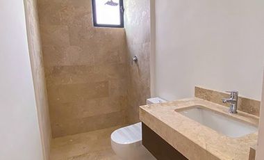 Casa en venta en privada al norte de Mérida