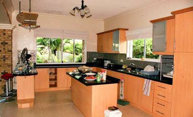 **one away** 3br with pool in Tali Beach, Nasugbu, Batangas
