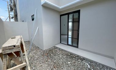 Rumah AGV-10 Pocis Serpong, Baru 2 LANTAI Murah Mewah di Tangsel Kota Tangerang Selatan, Jual Dijual