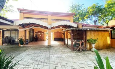 For Rent 14 Bedrooms Private House with Swimming Pool and Basketball Court
