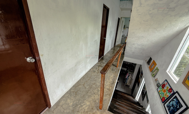 3 Bedroom with Attic and Basement - A 4 Storey artist's Haven