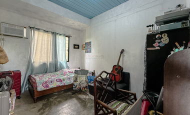 3 Bedroom with Attic and Basement - A 4 Storey artist's Haven