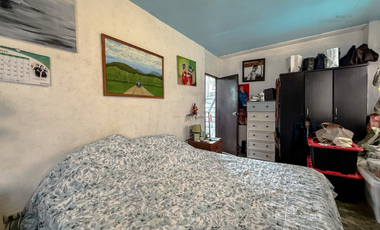 3 Bedroom with Attic and Basement - A 4 Storey artist's Haven
