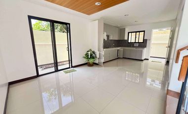 House  & Lot For Sale BrandNew In Imus Cavite Near Vermosa Ayala DaangHari.