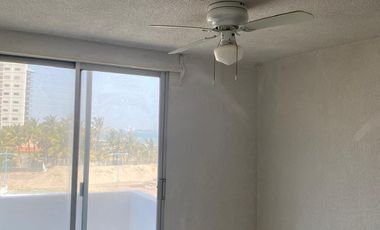 Agradable departamento con vista al mar en boca del rio centro