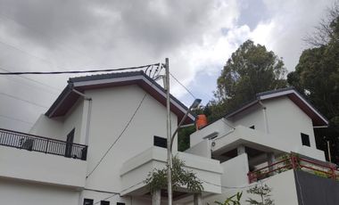 Rumah Balcony Cipageran, Baru 2 LANTAI Japanese, Mewah Harga Murah di Kota Cimahi Utara, Jual Dijual