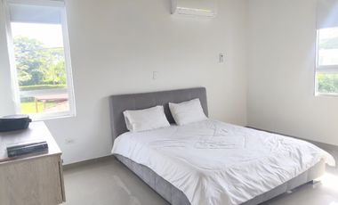 vende casa la morada Jamundí 2 plantas  con espacio para piscina