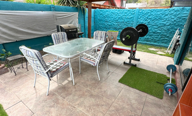 Gran Oportunidad en Peñalolén! Casa Remodelada en Condominio Privado