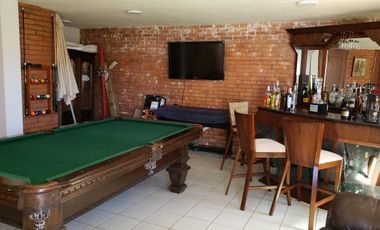 Casa Residencial en Venta en Guadalupe, en Privada Lomas de Bernárdez