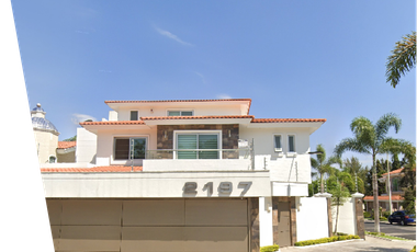 VENTA DE CASA EN BUGAMBILIAS ZAPOPAN