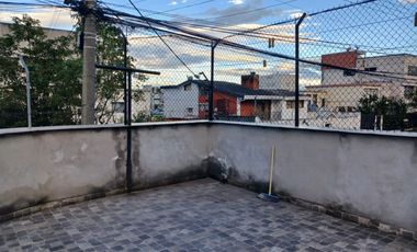 Vendo Casa  Esquinera Rentera Familiar e Independiente  en la Avenida Granda Centeno