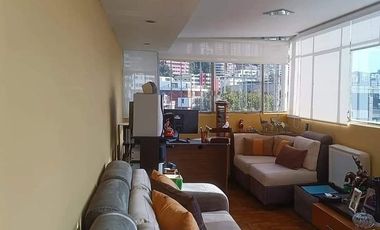 Vendo Casa  Esquinera Rentera Familiar e Independiente  en la Avenida Granda Centeno