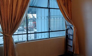 Vendo Casa  Esquinera Rentera Familiar e Independiente  en la Avenida Granda Centeno