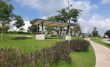 CASA EN VETA EN ADAMAR COTO GUELATAO