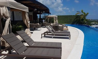 Estudio amueblado, vista al mar desde el rooftop, en venta, Cocobeach Playa del Carmen