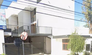CASA 275M2 Y 2 ESTACIONAMIENTOS LIQUIDA BANCO EN PEÑALOLEN