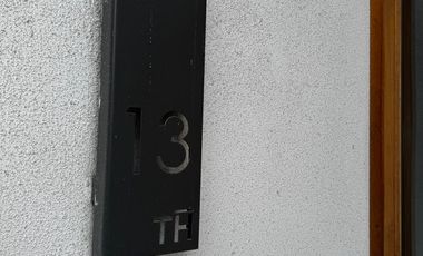 CASA 275M2 Y 2 ESTACIONAMIENTOS LIQUIDA BANCO EN PEÑALOLEN