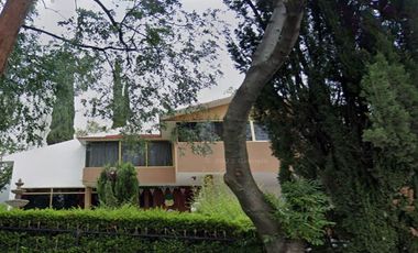Casa en Venta. Bosques de Lago, Cuautitlán Izcalli, EDOMEX. Remate Hipotecario.
