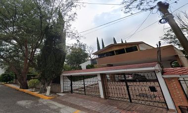 Casa en Venta. Bosques de Lago, Cuautitlán Izcalli, EDOMEX. Remate Hipotecario.