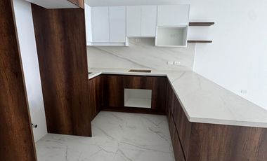 Hermoso Departamento frente al mar, de oportunidad.