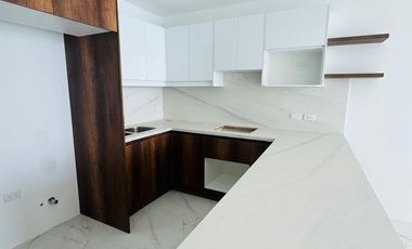 Hermoso Departamento frente al mar, de oportunidad.