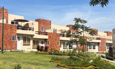 Casa en venta con jardin privado en Xochitepec a 15 minutos de Cuernavaca Morelos
