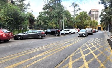 OPORTUNIDAD !!! ESTACIONAMIENTO / PORTUGAL 38 / SECTROR HOSPITAL CLÍNICO U.C.