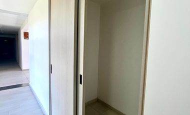 Se vende apartamento en piso 14 en conjunto residencial en Pereira.