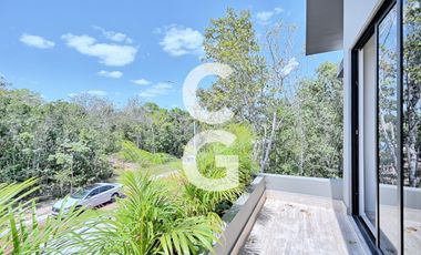 Casa en Venta en Cancún en Residencial Vía Cumbres con Alberca y 3 Recámaras