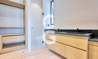 Casa en Venta en Cancún en Residencial Vía Cumbres con Alberca y 3 Recámaras