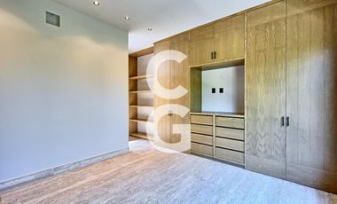 Casa en Venta en Cancún en Residencial Vía Cumbres con Alberca y 3 Recámaras