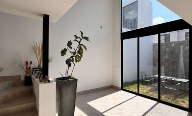 Casa en Venta, Residencial Lombardía, zona norte, Leon Guanajuato
