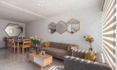 Casa en Venta con alberca al sur de Cuernavaca en Xochitepec Morelos