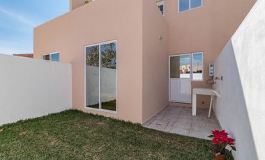 Casa en Venta con alberca al sur de Cuernavaca en Xochitepec Morelos