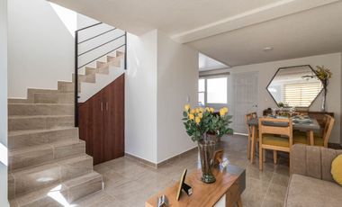 Casa en Venta con alberca al sur de Cuernavaca en Xochitepec Morelos