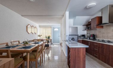 Casa en Venta con alberca al sur de Cuernavaca en Xochitepec Morelos