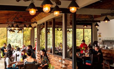 EN VENTA HOSPEDAJE CON RESTAURANTE EN LA VIA TERMALES ARBELAEZ