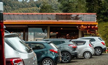 EN VENTA HOSPEDAJE CON RESTAURANTE EN LA VIA TERMALES ARBELAEZ