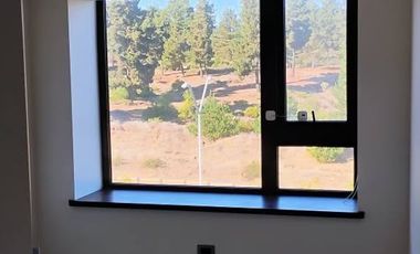 Se arrienda comodo y lido departamento en Concon 3 dormitorios 2 baños , 2 estacionamientos 1 bodega $ 1.000.000