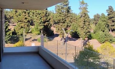Se arrienda comodo y lido departamento en Concon 3 dormitorios 2 baños , 2 estacionamientos 1 bodega $ 1.000.000