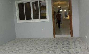 Townhouse For Sale in Pilar Village, Las Pinas