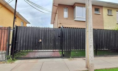 Arriendo Casa en  Ciudad Satélite de Maipú