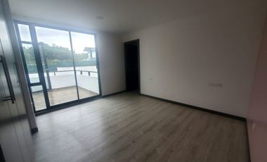 SE RENTA HERMOS CASA DE TRES HABITACIONES ENTUMBCO